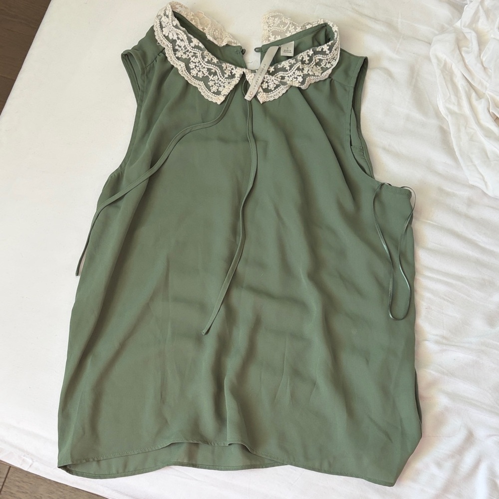 Lauren Conrad Blouse